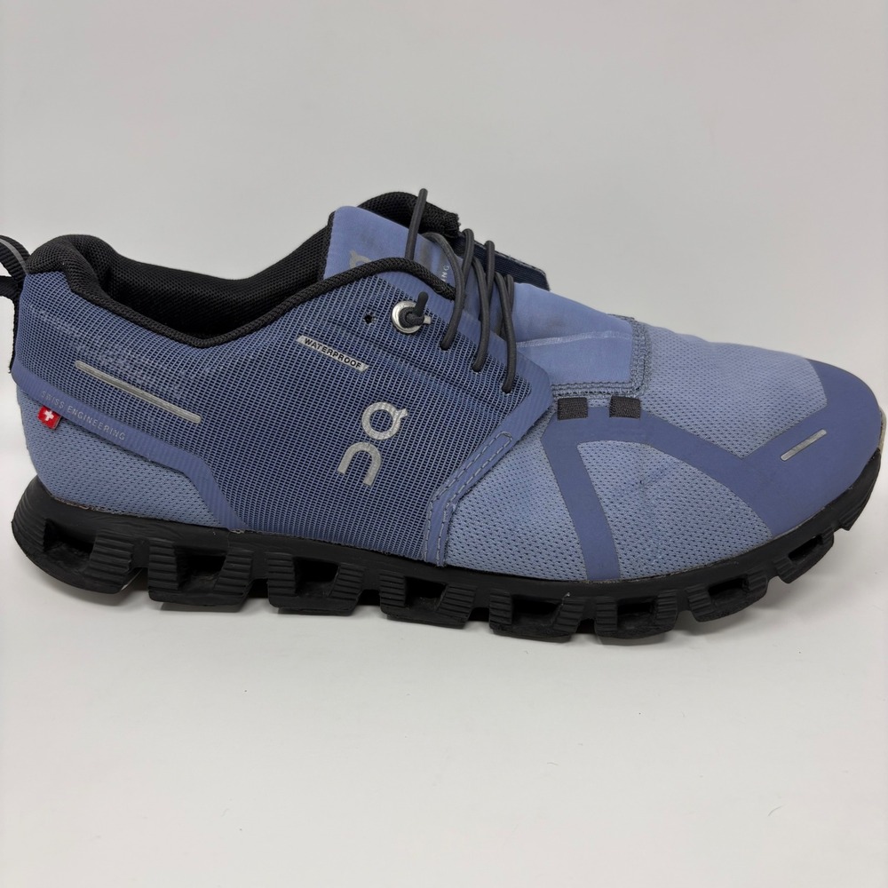 On Cloud 5 Waterproof Women Size 8.5 Blue Running Shoes (59.98142)